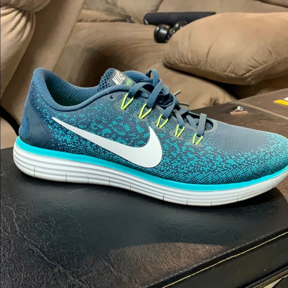 Nike Men Shoe